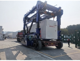 阿特斯50T储能箱跨运车