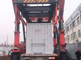 60T济宁新风光集装箱跨运车